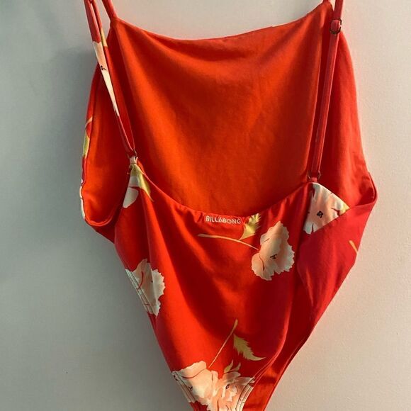 Billabong floral dawn size M - Picture 2 of 8